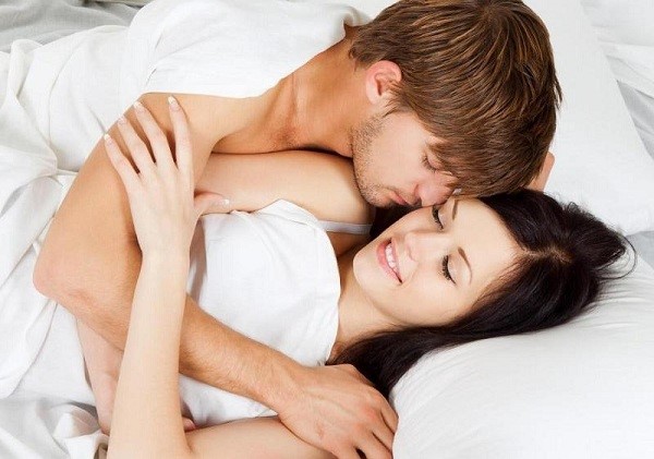 Dầu massage Liyoni – gia vị không thể thiếu cho chốn phòng the