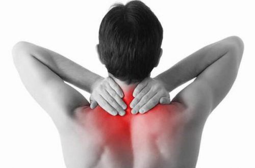 Chữa đau vai gáy hiệu quả bằng tác động cột sống