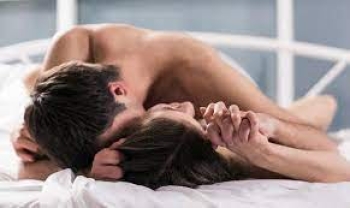 5 tư thế quan hệ tình dục đưa nàng lên đỉnh dễ dàng